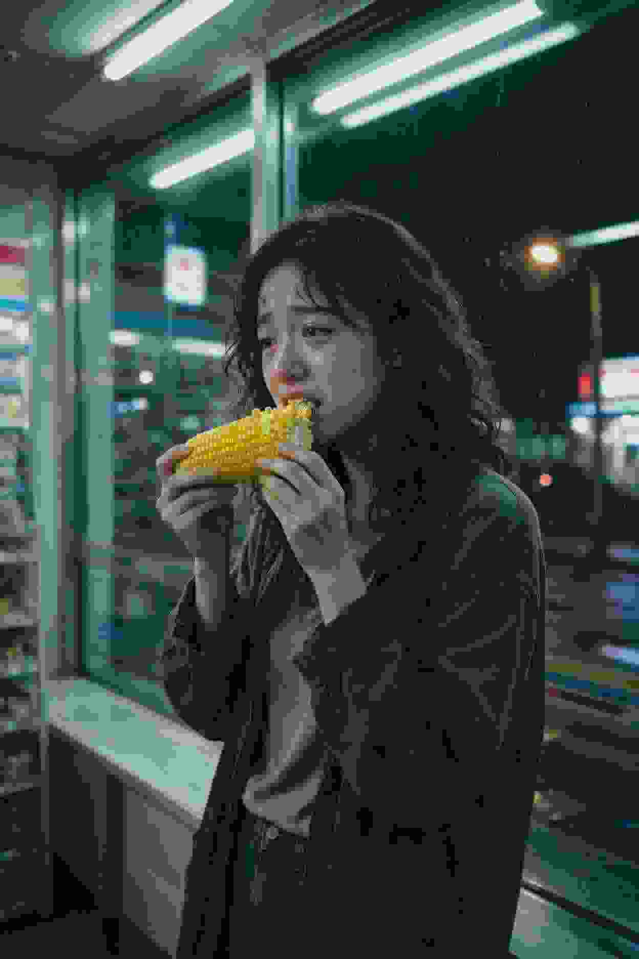 鬓边不是海棠红